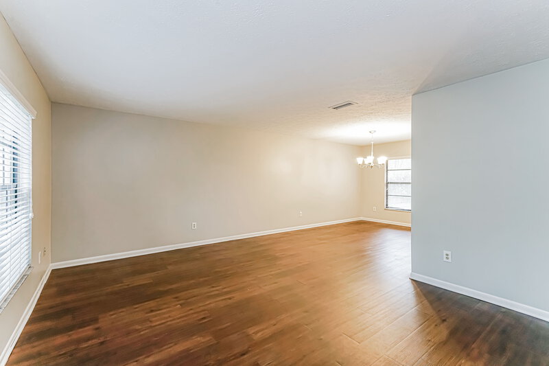 2,755/Mo, 15715 Country Lake Dr Tampa, FL 33624 Living Room View