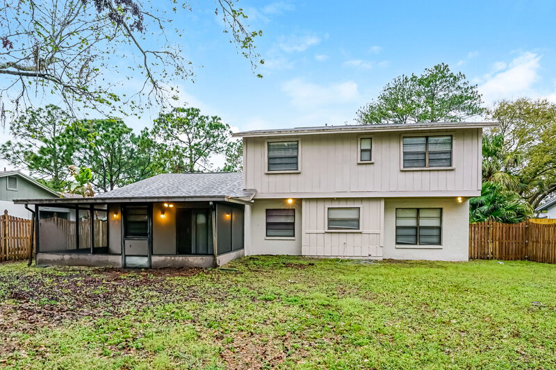 2,755/Mo, 15715 Country Lake Dr Tampa, FL 33624 Rear View