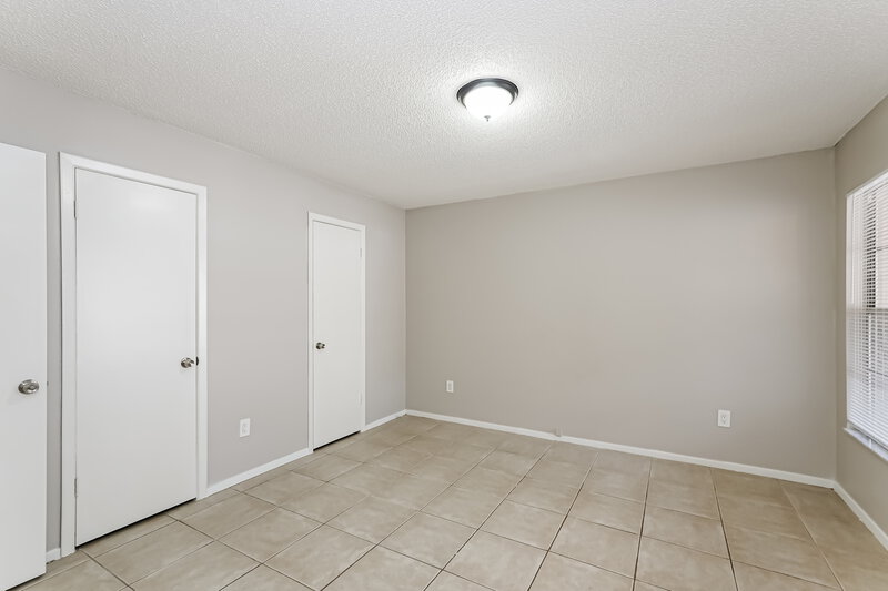 2,225/Mo, 6903 Silvermill Dr Tampa, FL 33635 Bedroom View