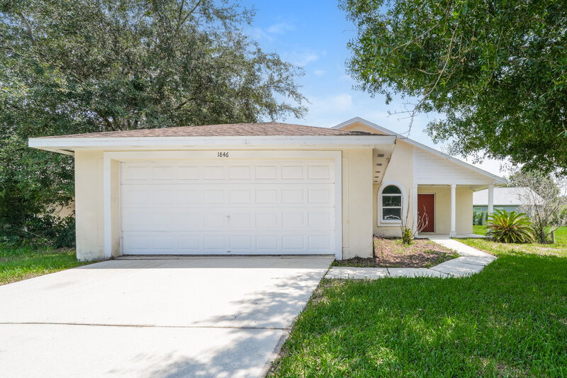 2,000/Mo, 1846 Twisting Ln Wesley Chapel, FL 33543 External View