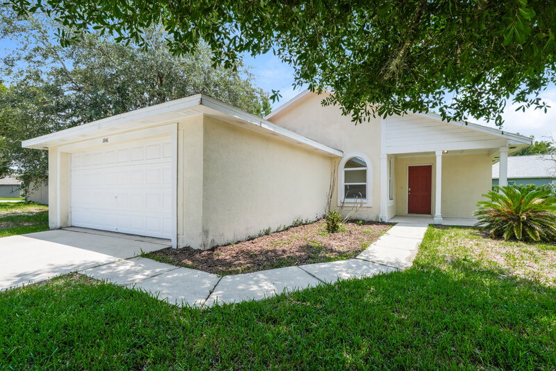 2,000/Mo, 1846 Twisting Ln Wesley Chapel, FL 33543 Front View