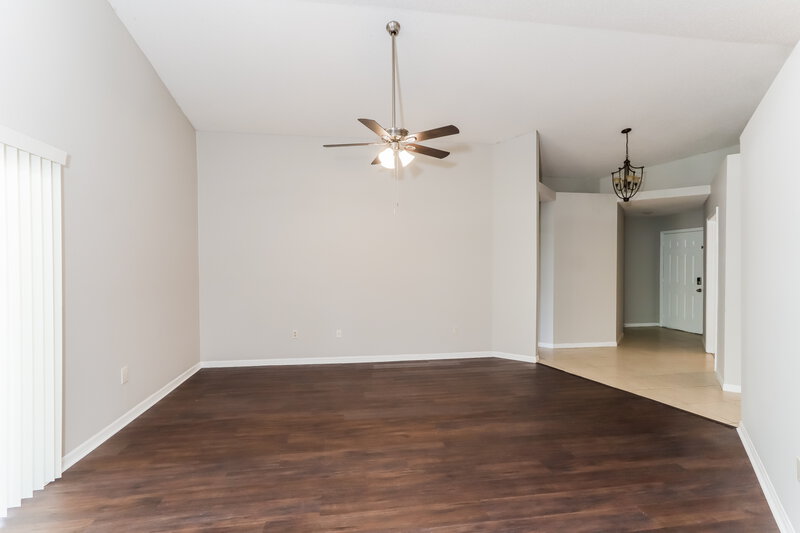 1,970/Mo, 1846 Twisting Ln Wesley Chapel, FL 33543 Living Room View 2