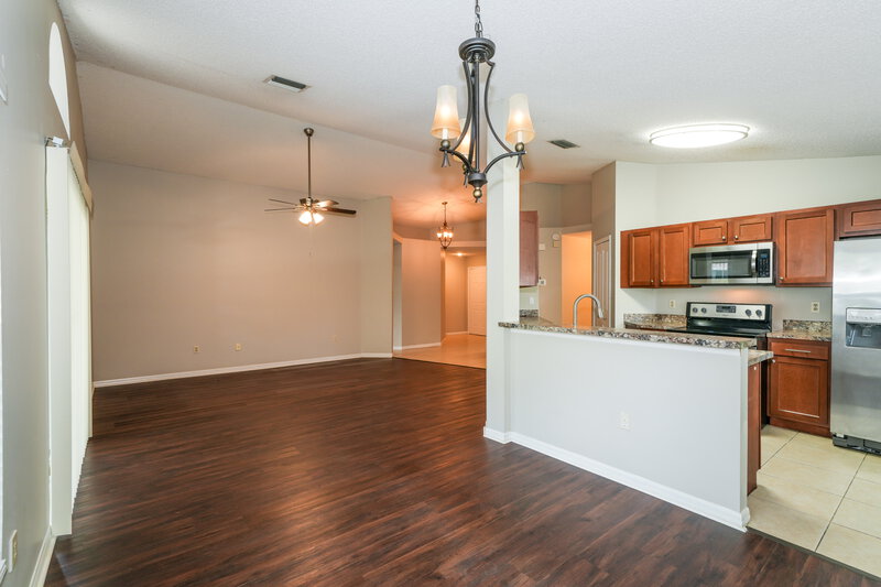2,000/Mo, 1846 Twisting Ln Wesley Chapel, FL 33543 Dining Room View