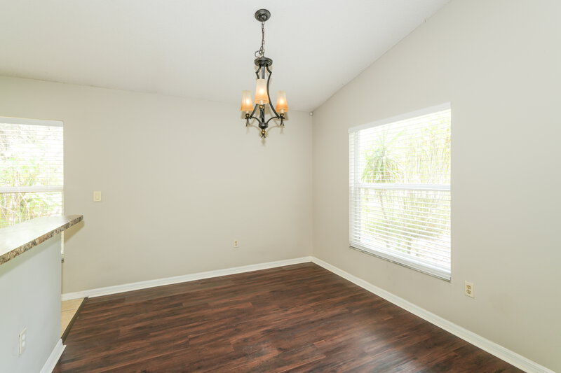 2,000/Mo, 1846 Twisting Ln Wesley Chapel, FL 33543 Dining Room View 2