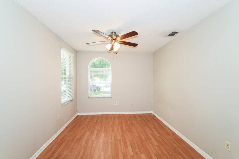 2,000/Mo, 1846 Twisting Ln Wesley Chapel, FL 33543 Bedroom View 2