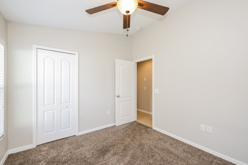 2,025/Mo, 12413 Field Point Way Spring Hill, FL 34610 Bedroom View 3