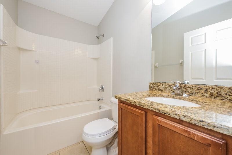 2,025/Mo, 12413 Field Point Way Spring Hill, FL 34610 Bathroom View
