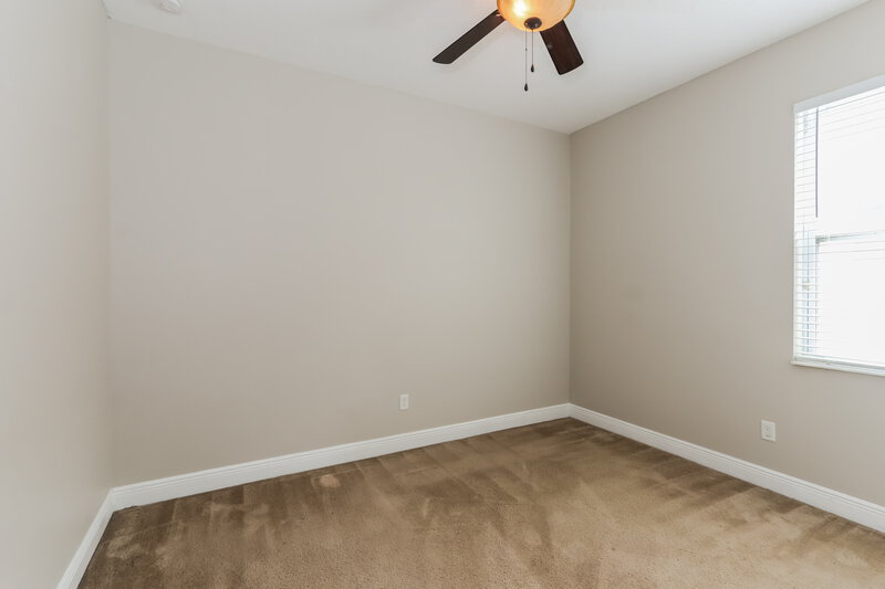 4,050/Mo, 7935 Camden Woods Dr Tampa, FL 33619 Bedroom View 4