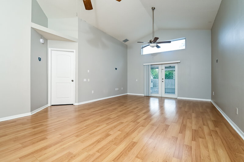 3,840/Mo, 30638 Iverson Dr Wesley Chapel, FL 33543 Living Room View