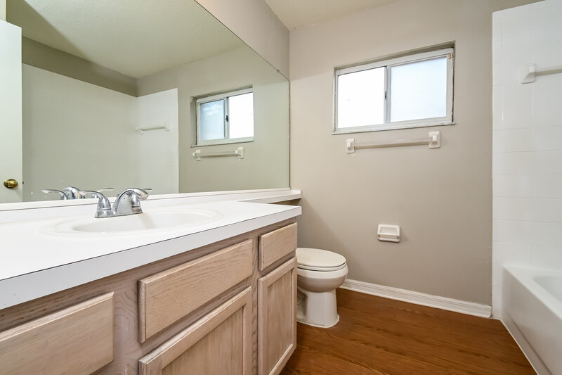 3,840/Mo, 30638 Iverson Dr Wesley Chapel, FL 33543 Bathroom View