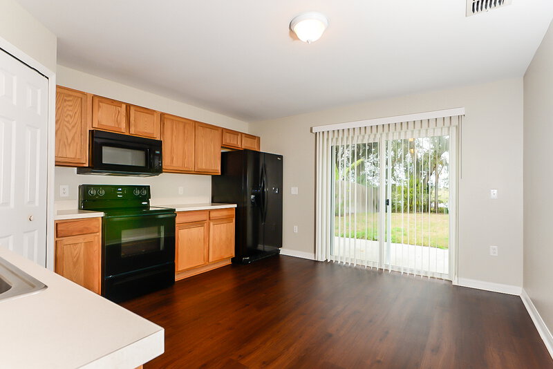 2,510/Mo, 13808 Gentle Woods Ave Riverview, FL 33569 Kitchen View
