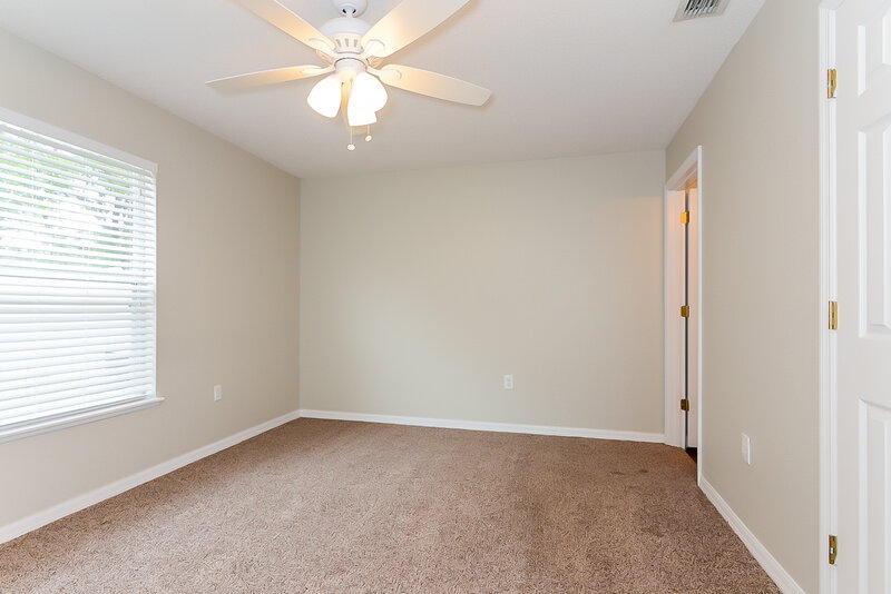 2,510/Mo, 13808 Gentle Woods Ave Riverview, FL 33569 Master Bedroom View 2