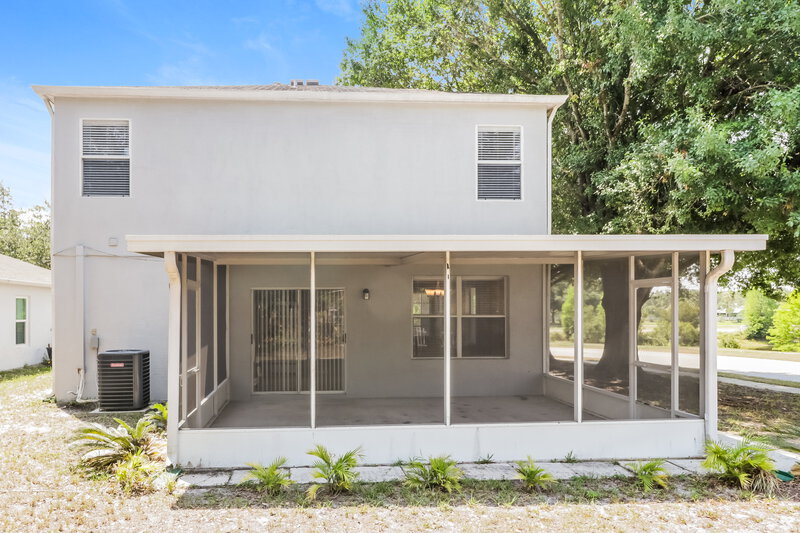 2,435/Mo, 10430 Blackmore Dr Tampa, FL 33647 Rear View