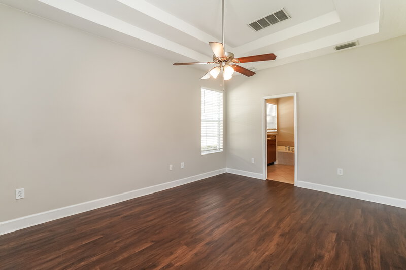 3,015/Mo, 8431 Lagerfeld Dr Land O' Lakes, FL 34637 Main Bedroom View 2