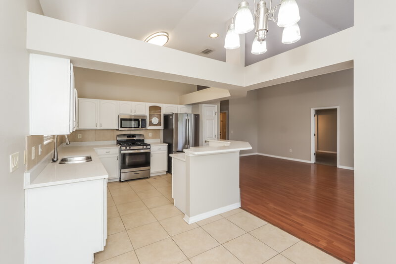 2,360/Mo, 19268 Wood Sage Dr Tampa, FL 33647 Dining Room View