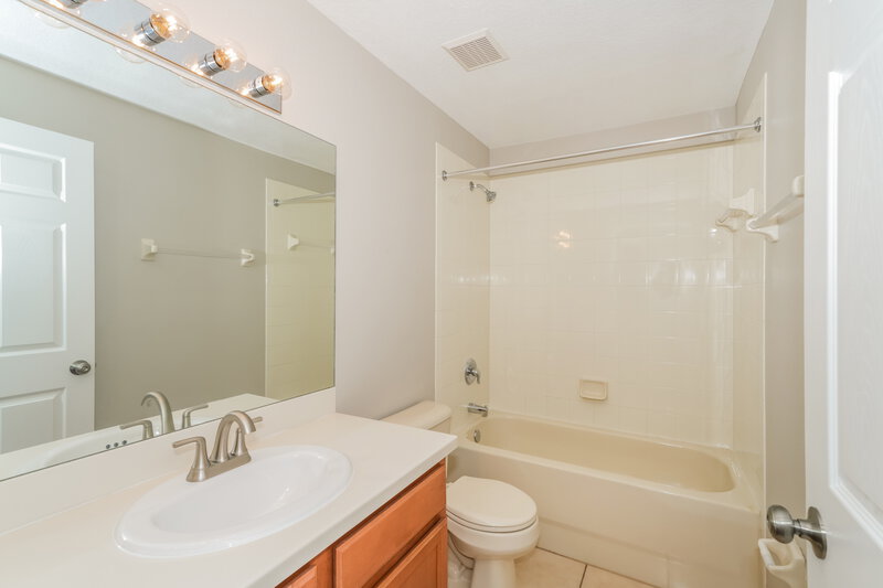 3,710/Mo, 6046 Desert Peace Ave Land O' Lakes, FL 34639 Bathroom View