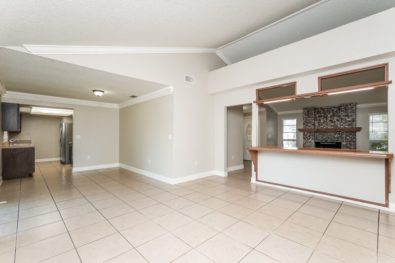 1,760/Mo, 5618 El Dorado Ave Lakeland, FL 33809 Dining Room View 2