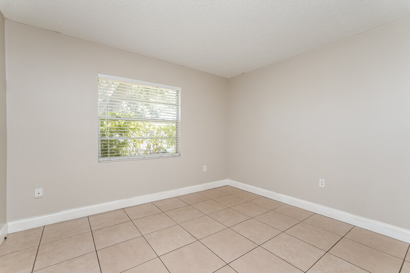 1,760/Mo, 5618 El Dorado Ave Lakeland, FL 33809 Bedroom View