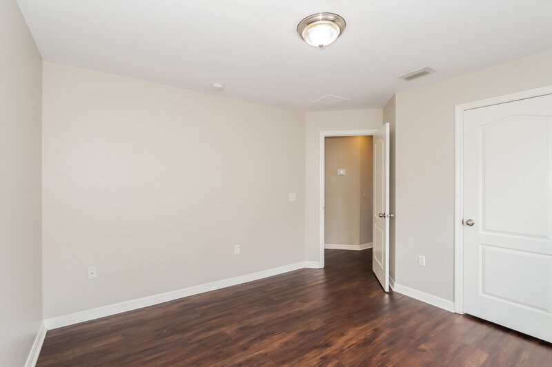 1,950/Mo, 3120 Fort Socrum Village Blvd Lakeland, FL 33810 Bedroom View