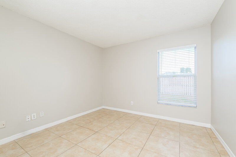 2,035/Mo, 1402 Dew Bloom Rd Valrico, FL 33594 Bedroom View 4