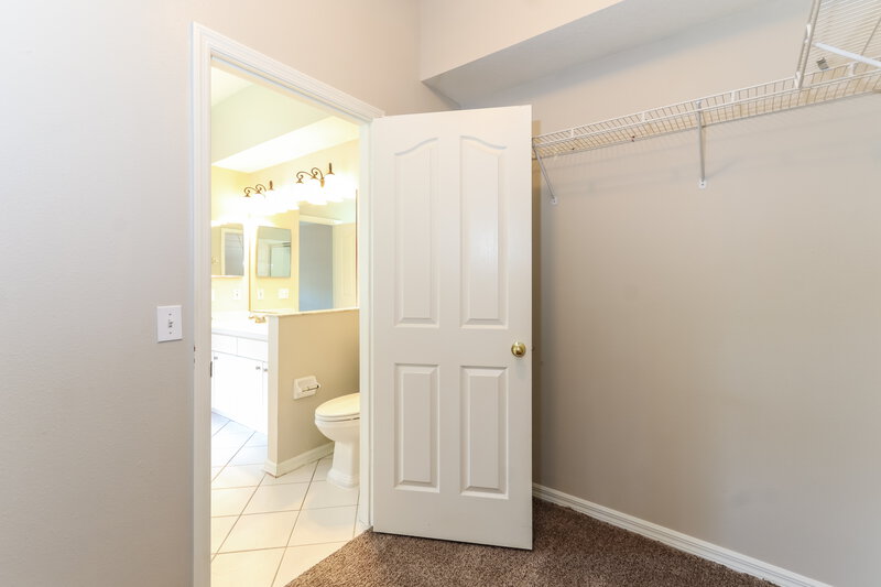2,525/Mo, 13444 White Elk Loop Tampa, FL 33626 Walk In Closet View
