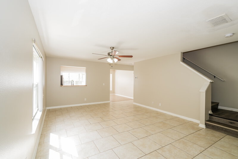 2,155/Mo, 5865 Wrenwater Dr Lithia, FL 33547 Living Room View