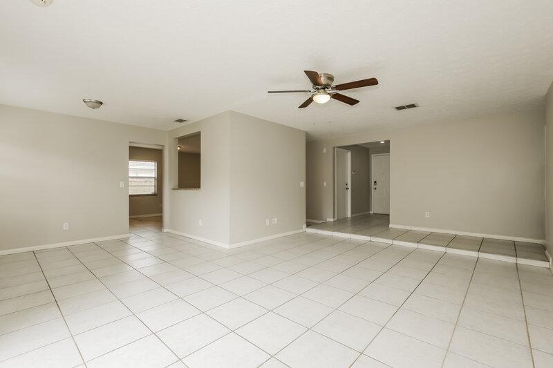 2,050/Mo, 3222 Las Brisas Dr Riverview, FL 33578 Living Room View