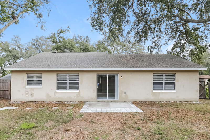 2,050/Mo, 3222 Las Brisas Dr Riverview, FL 33578 Rear View