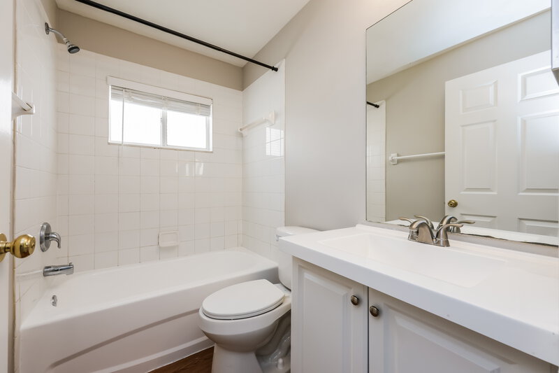 2,980/Mo, 12926 Fieldmoor Ct Riverview, FL 33579 Bathroom View