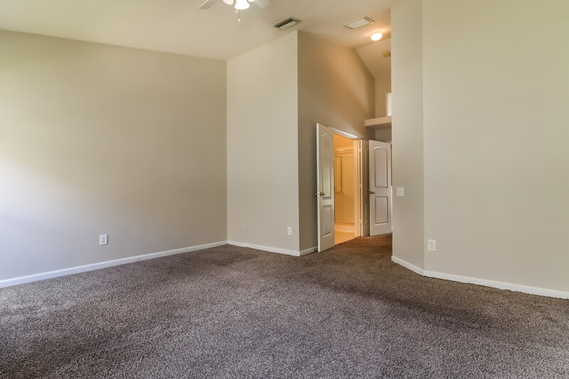 2,140/Mo, 11510 Misty Isle Ln Riverview, FL 33579 Main Bedroom View