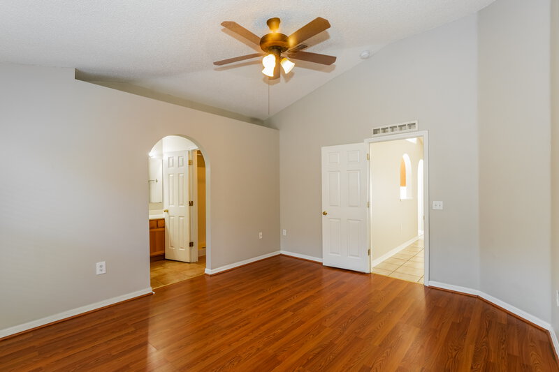 1,975/Mo, 13707 Gentle Woods Ave Riverview, FL 33569 Main Bedroom View