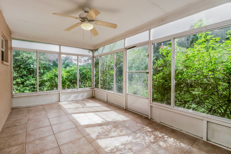 2,040/Mo, 24272 Twin Lake Dr Land O' Lakes, FL 34639 Sun Room View