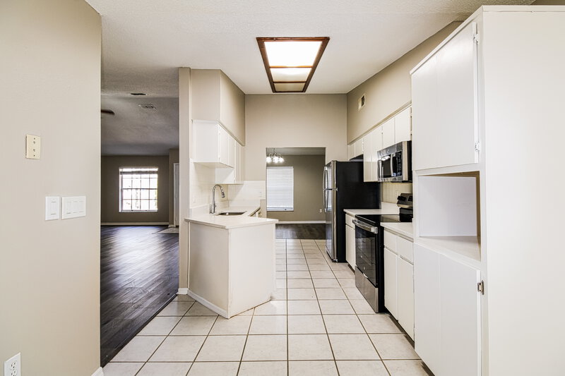 1,840/Mo, 2461 Statler Ave Spring Hill, FL 34609 Kitchen View