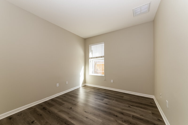 1,955/Mo, 1031 Windton Oak Dr Ruskin, FL 33570 Bedroom View