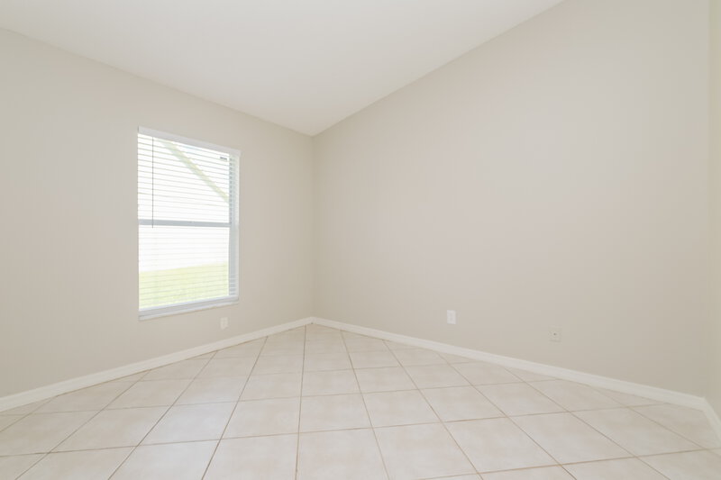 3,870/Mo, 1672 Portsmouth Lake Dr Brandon, FL 33511 Bedroom View 2