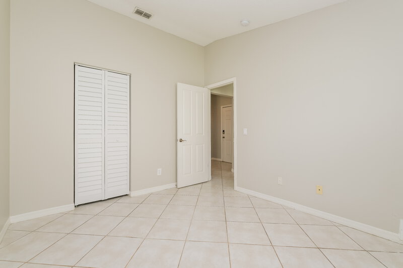 3,870/Mo, 1672 Portsmouth Lake Dr Brandon, FL 33511 Bedroom View 3