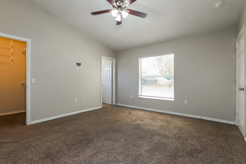 1,870/Mo, 5865 Daughtery Downs Loop Lakeland, FL 33809 Main Bedroom View