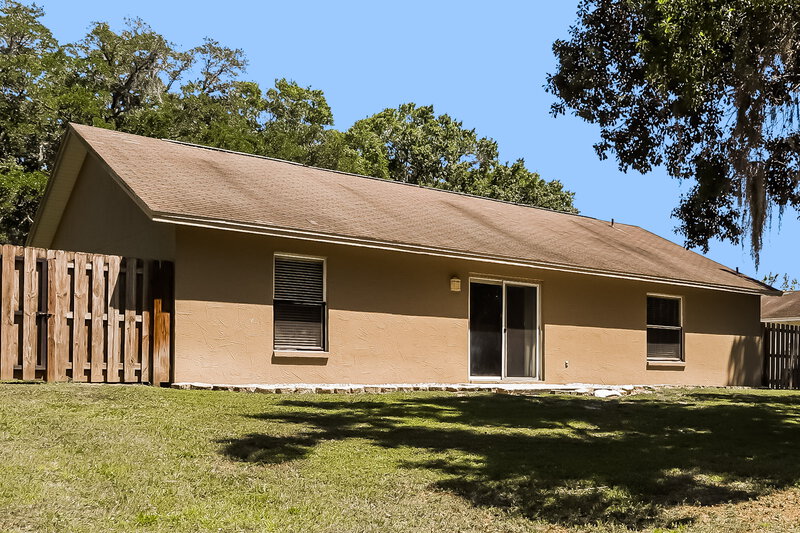 1,870/Mo, 5865 Daughtery Downs Loop Lakeland, FL 33809 Rear View