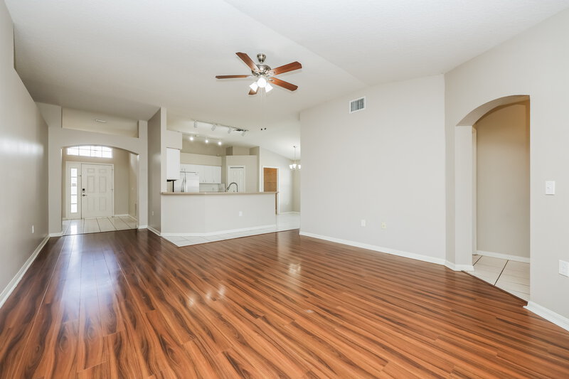 2,400/Mo, 1634 Audubon Trl Lutz, FL 33549 Living Room View 2