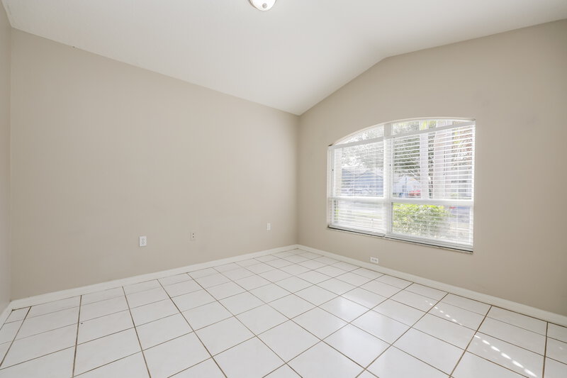 2,400/Mo, 1634 Audubon Trl Lutz, FL 33549 Office View