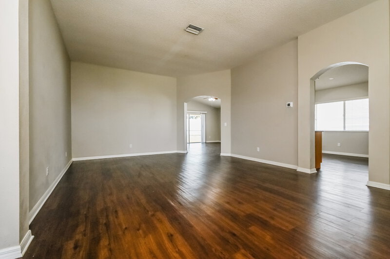 2,155/Mo, 12845 Longcrest Dr Riverview, FL 33579 Living Room View 4