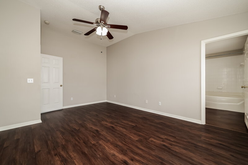 2,165/Mo, 12845 Longcrest Dr Riverview, FL 33579 Main Bedroom View 2