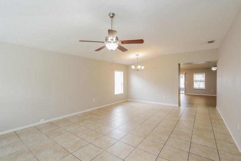 2,095/Mo, 3172 Kearns Rd Mulberry, FL 33860 Family Room View