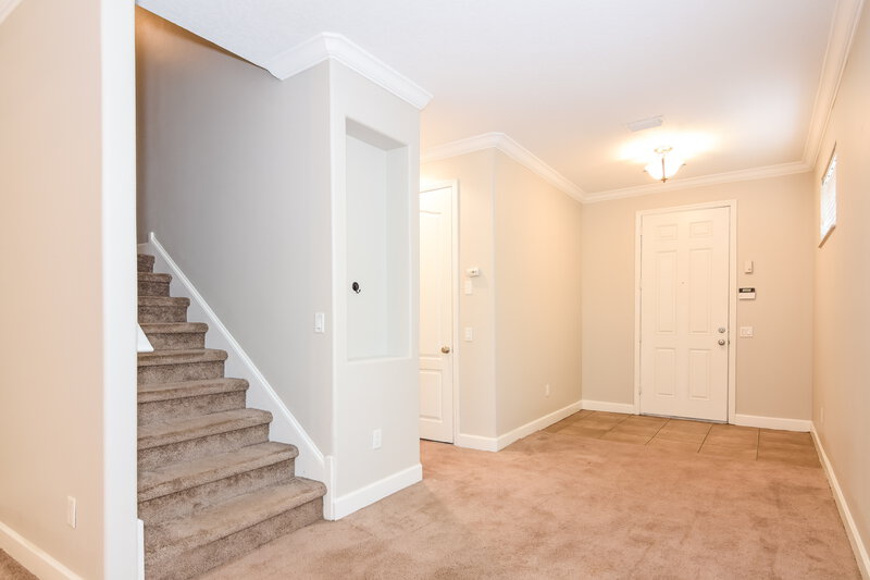 0/Mo, 211 S Westland Ave Unit 1 Tampa, FL 33606 Foyer View