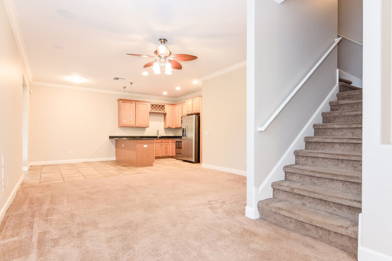 0/Mo, 211 S Westland Ave Unit 1 Tampa, FL 33606 Foyer View 2