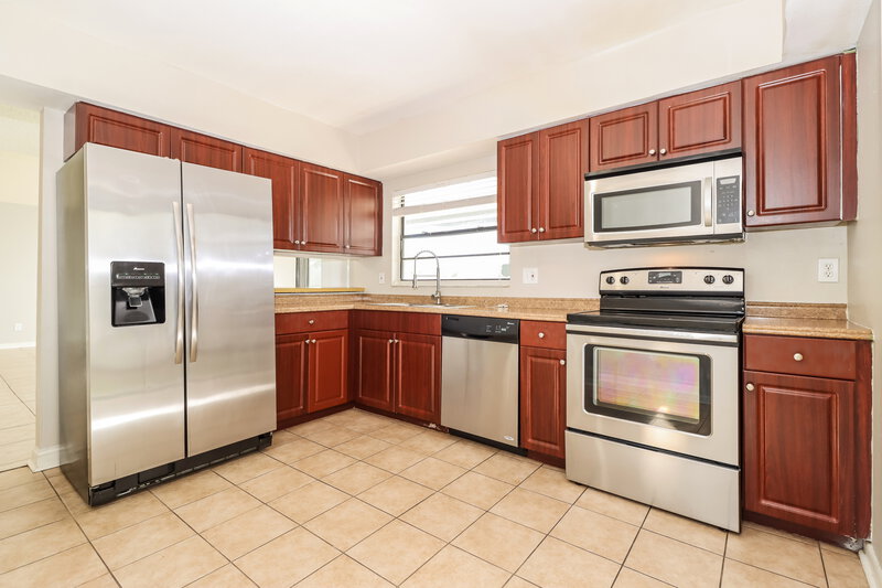 2,230/Mo, 10375 Chadbourne Dr Tampa, FL 33624 Misc View 5