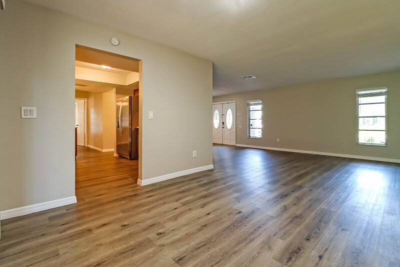 3,810/Mo, 2859 60th Ave S Saint Petersburg, FL 33712 Misc View 5