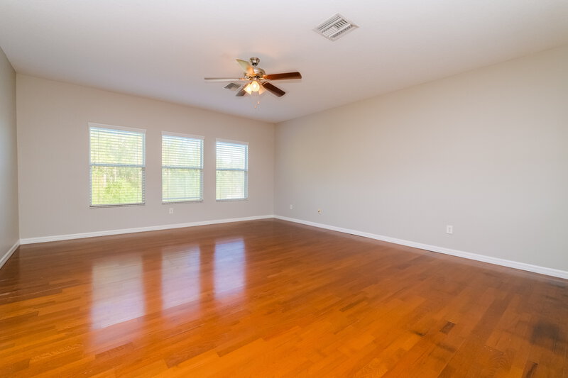 2,785/Mo, 11123 Oyster Bay Cir New Port Richey, FL 34654 Living Room View
