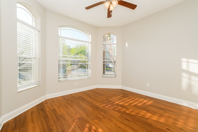 2,785/Mo, 11123 Oyster Bay Cir New Port Richey, FL 34654 Office View