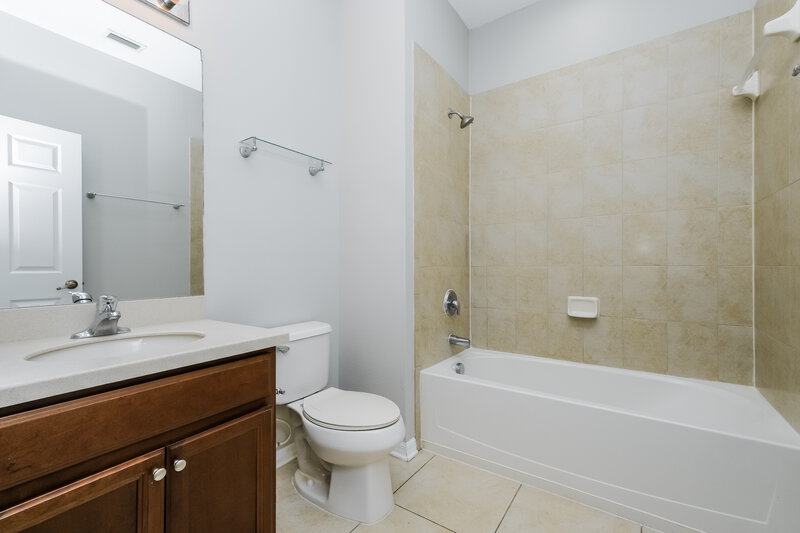 2,785/Mo, 11123 Oyster Bay Cir New Port Richey, FL 34654 Bedroom View 4